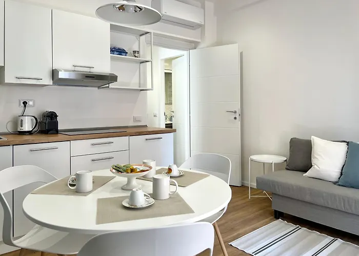 Blue - Airport 8 Min - Ac - Smart Tv Apartman *