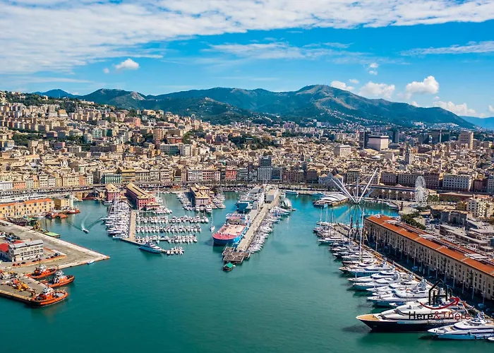 Blue - Airport 8 Min - Ac - Smart Tv Genova